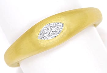 Foto 1 - Gold-Ring Diamant 0,30ct F lupenrein Schiffchen Schliff, Q0146